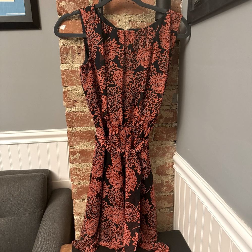 Banana Republic Petite Black and Orange Floral Dress Size 4P
